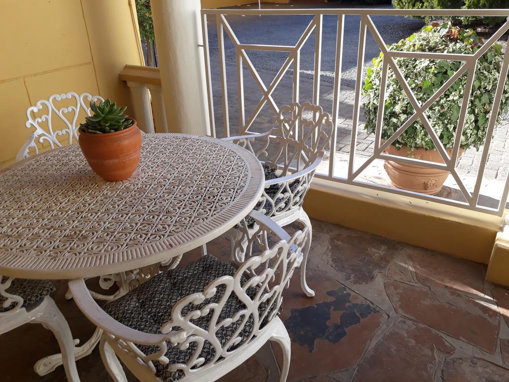 The Lighthouse Guesthouse Colesberg Exterior photo