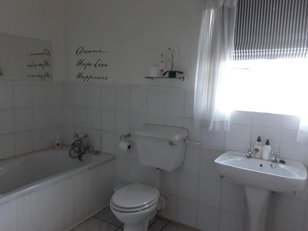 The Lighthouse Guesthouse Colesberg Exterior photo